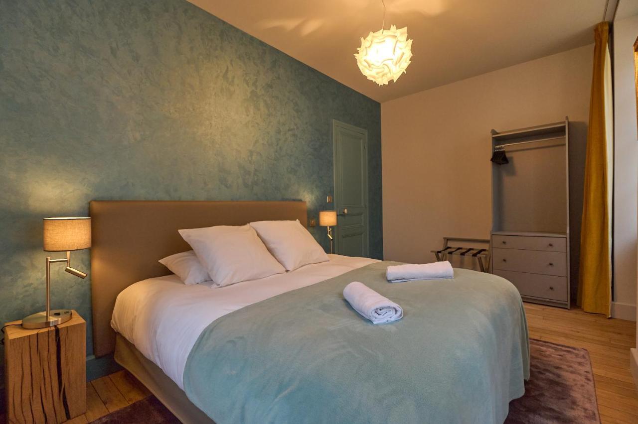Appartement Montagnon - Les Suites Du Palais - Classe 4 Etoiles, Parking Prive, Vue Cathedrale, 3 Chambres, Primo C0Nciergerie Nevers Dış mekan fotoğraf