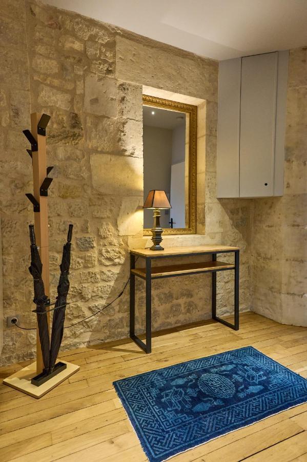Appartement Montagnon - Les Suites Du Palais - Classe 4 Etoiles, Parking Prive, Vue Cathedrale, 3 Chambres, Primo C0Nciergerie Nevers Dış mekan fotoğraf